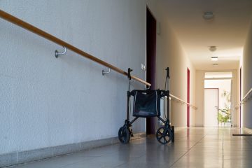 Are Medicare Advantage Plans Steering Enrollees to Lower-Quality Nursing Homes?